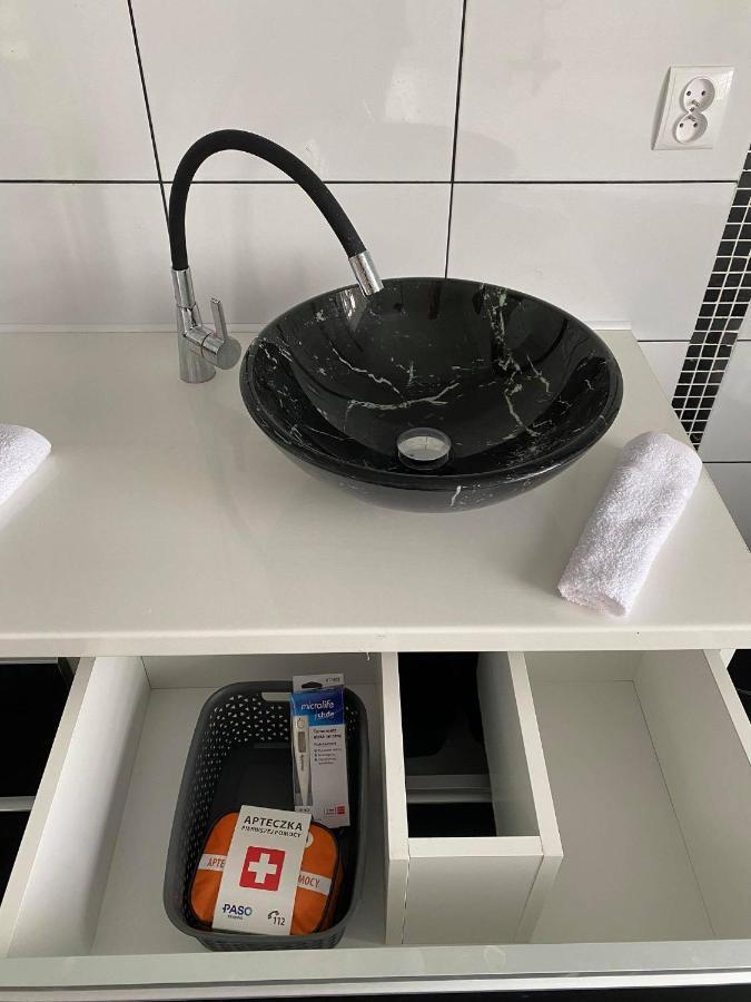 Na 12 Apartment *